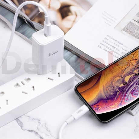 Зарядно HOCO C71A PD 3.0 с USB>Type-C към Lightning кабел Бяло