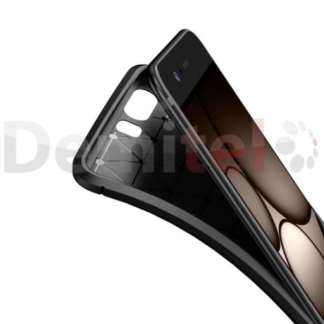 Силиконов гръб AUTO FOCUS Carbon за Huawei P10 Черен